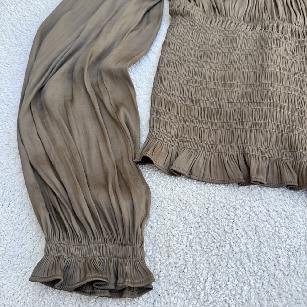 Gap Smocked Off-Shoulder Top Balloon Sleeve Olive Peasant Blouse - M - Picture 3 of 6